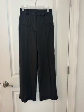 Women’s Black Wide-Leg Dress Pants